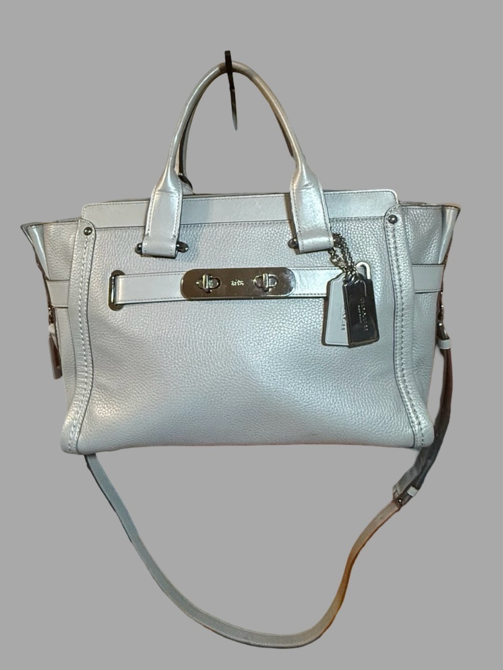 Authentic Coach Swagger 27 Satchel Gray Leather – Excellent